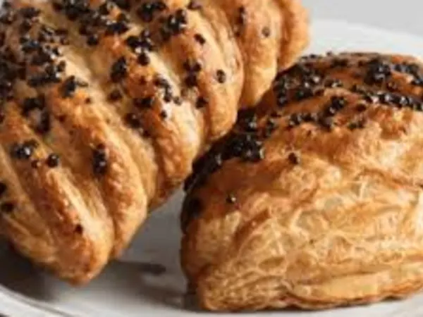 Chocolate Filled Crispy Puff at Mocha Melt Cafe in Old City Philadelphia