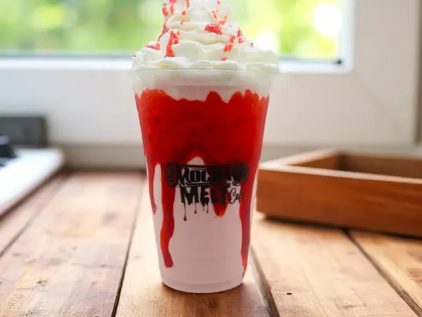 Strawberry Banana Shake at Mocha Melt Cafe in Old City Philadelphia
